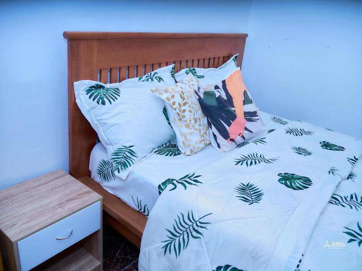 Naiveli-Palm Appartement Meuble Sobre Et Chic Douala Exteriér fotografie