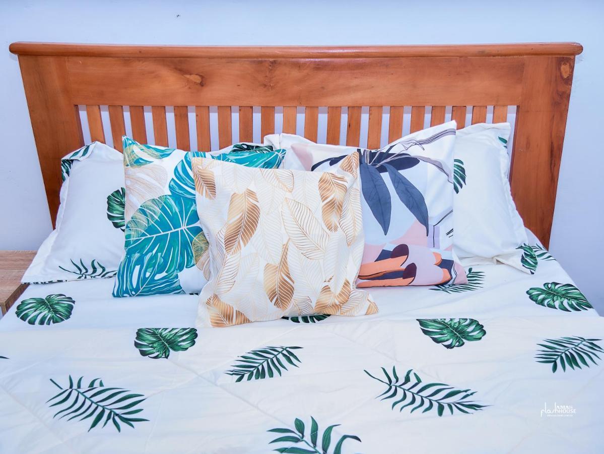 Naiveli-Palm Appartement Meuble Sobre Et Chic Douala Exteriér fotografie