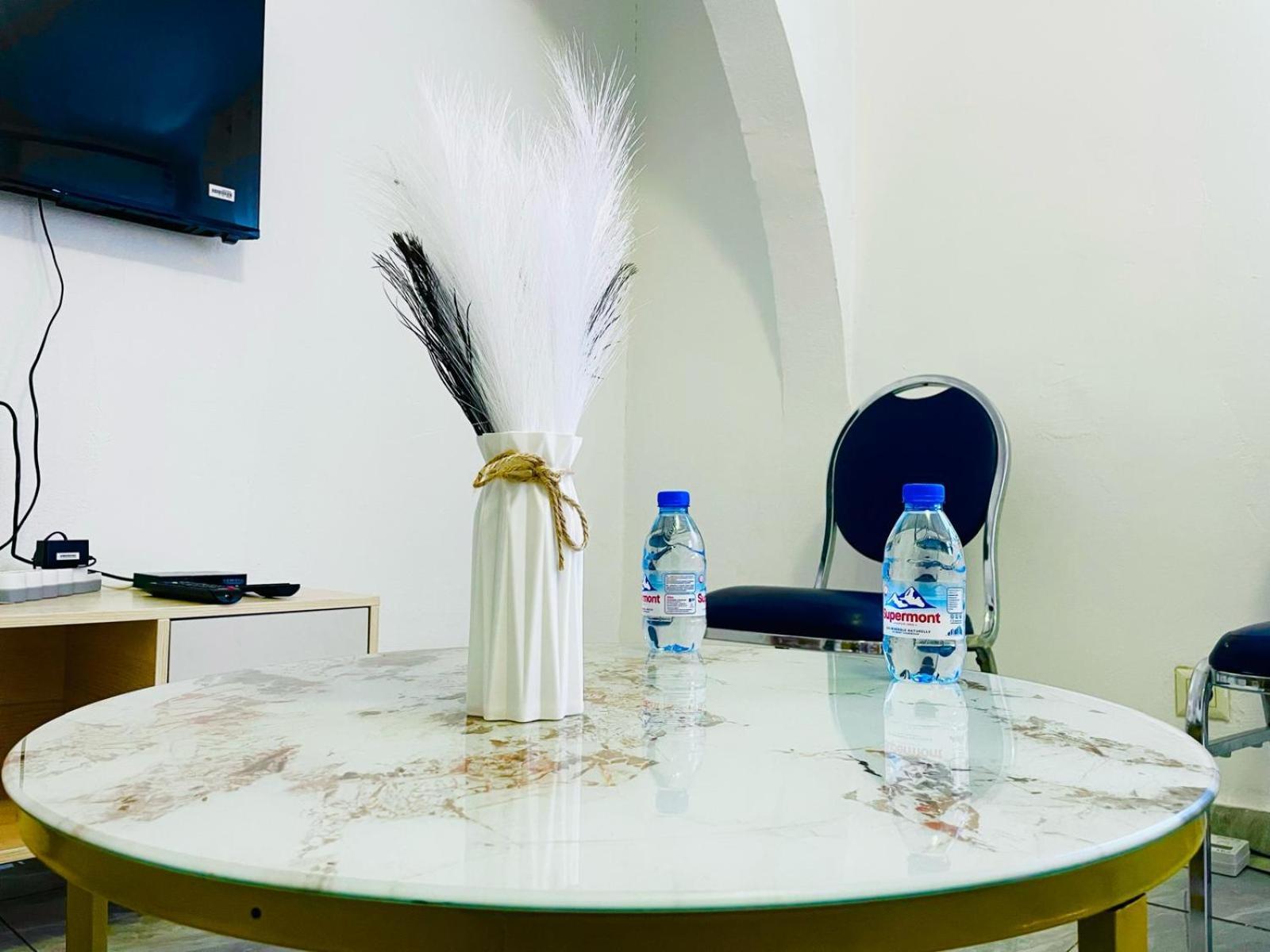 Naiveli-Palm Appartement Meuble Sobre Et Chic Douala Exteriér fotografie